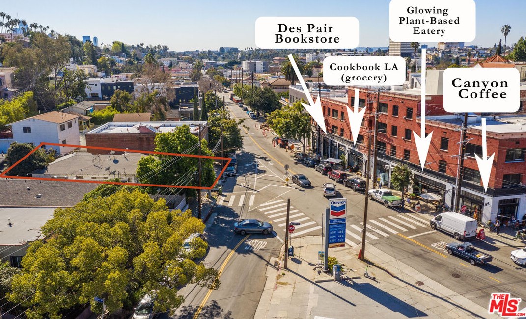 1556 Morton Ave, Los Angeles CA  90026-2676 exterior