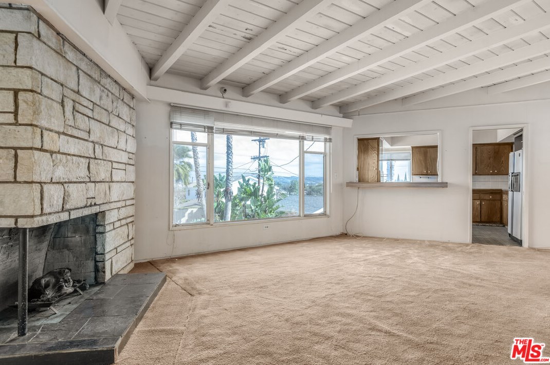 3516 Mountain View Ave, Los Angeles, CA 90066-1922