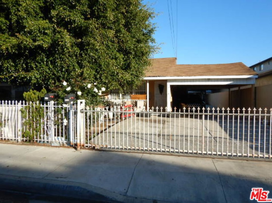 3149 W 139th St, Hawthorne, CA 90250