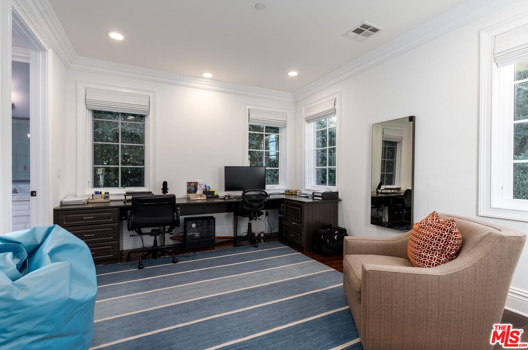 2921 Haddington Dr, Los Angeles CA  90064-4416 exterior