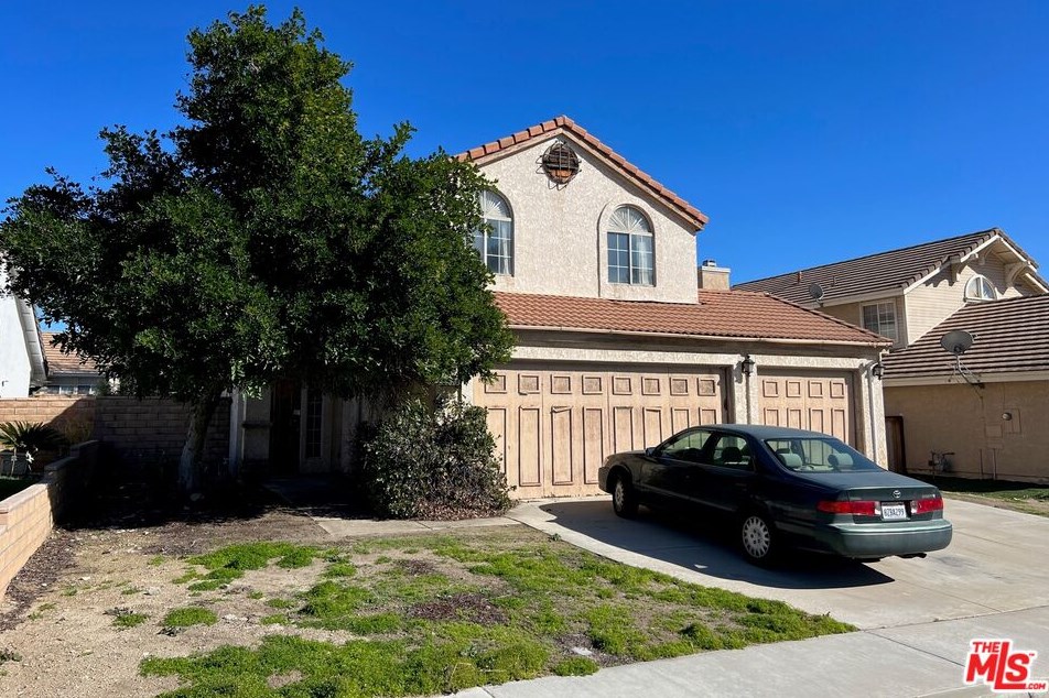 13458 Banning St, Fontana, CA 92336-3930