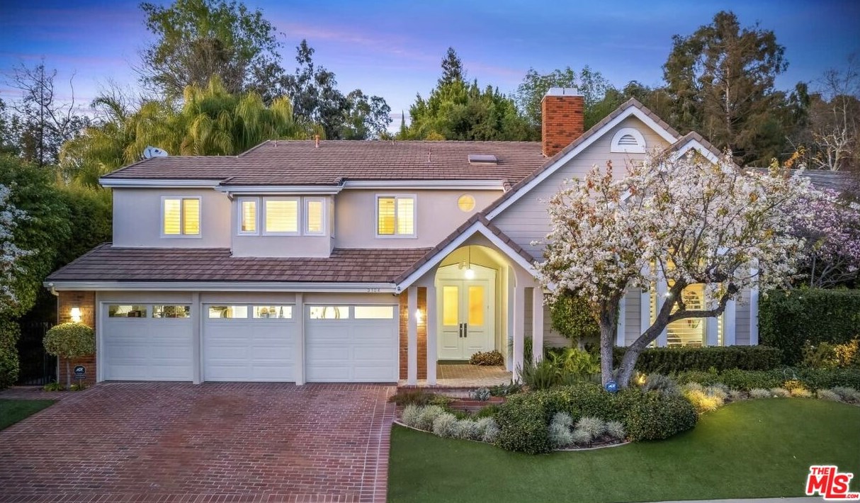 3104 Hutton Dr, Beverly Hills, CA 90210-1108