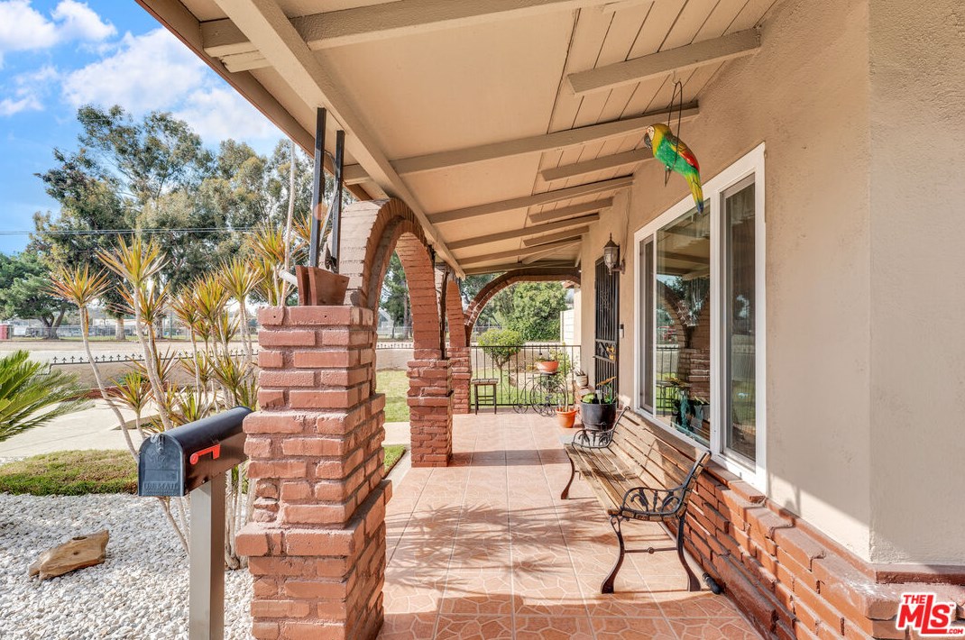 1507 2nd St, La Verne, CA 91750