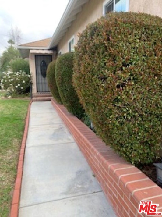 2112 Parnell Way, Altadena, CA 91001