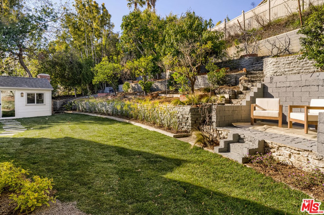 3663 Homeland Dr, Los Angeles CA  90008-4937 exterior
