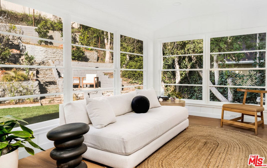 3663 Homeland Dr, Los Angeles CA  90008-4937 exterior