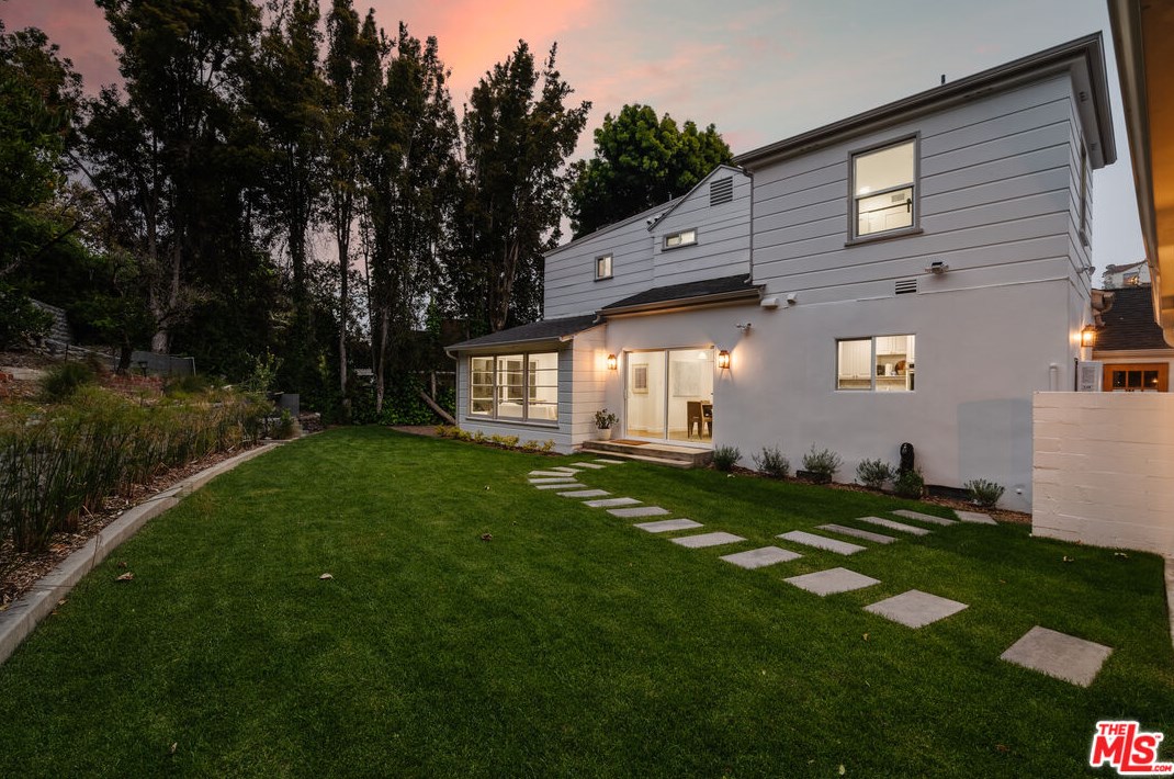 3663 Homeland Dr, Los Angeles CA  90008-4937 exterior