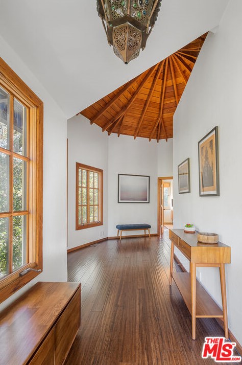 2459 Laurel Pass, Los Angeles CA  90046-1401 exterior