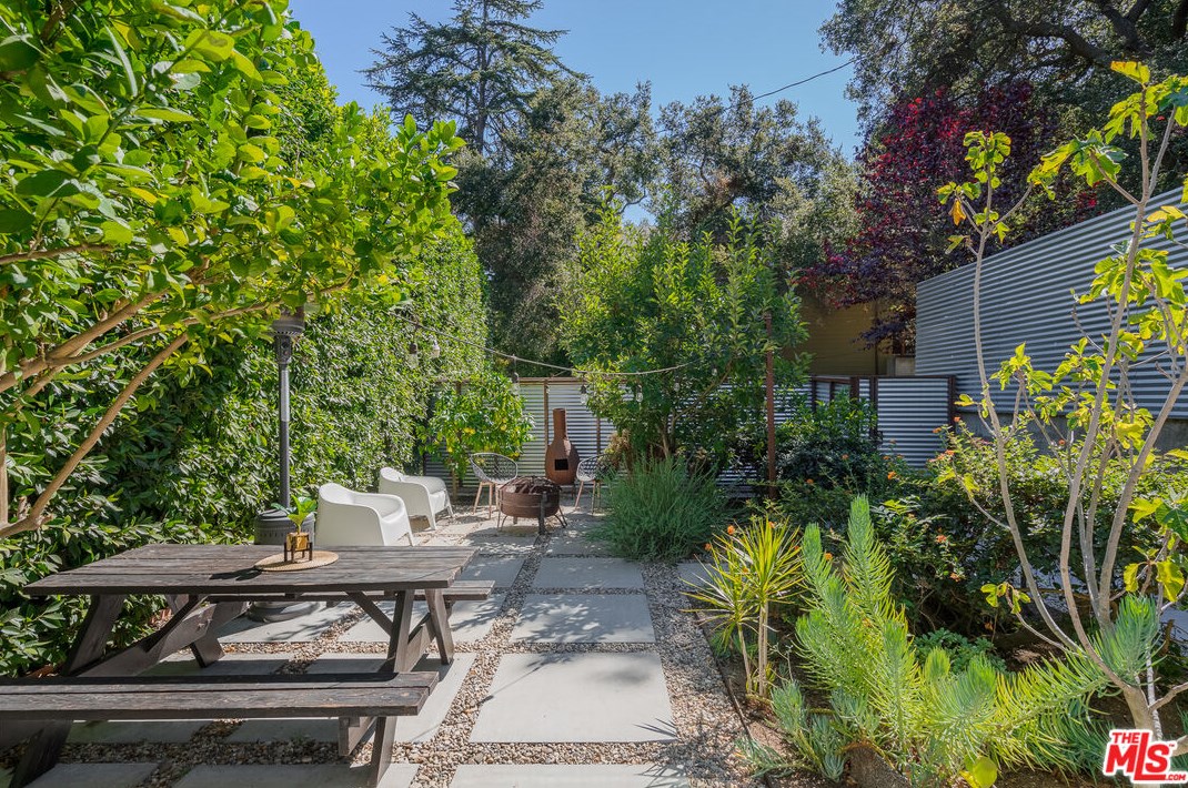 2459 Laurel Pass, Los Angeles CA  90046-1401 exterior