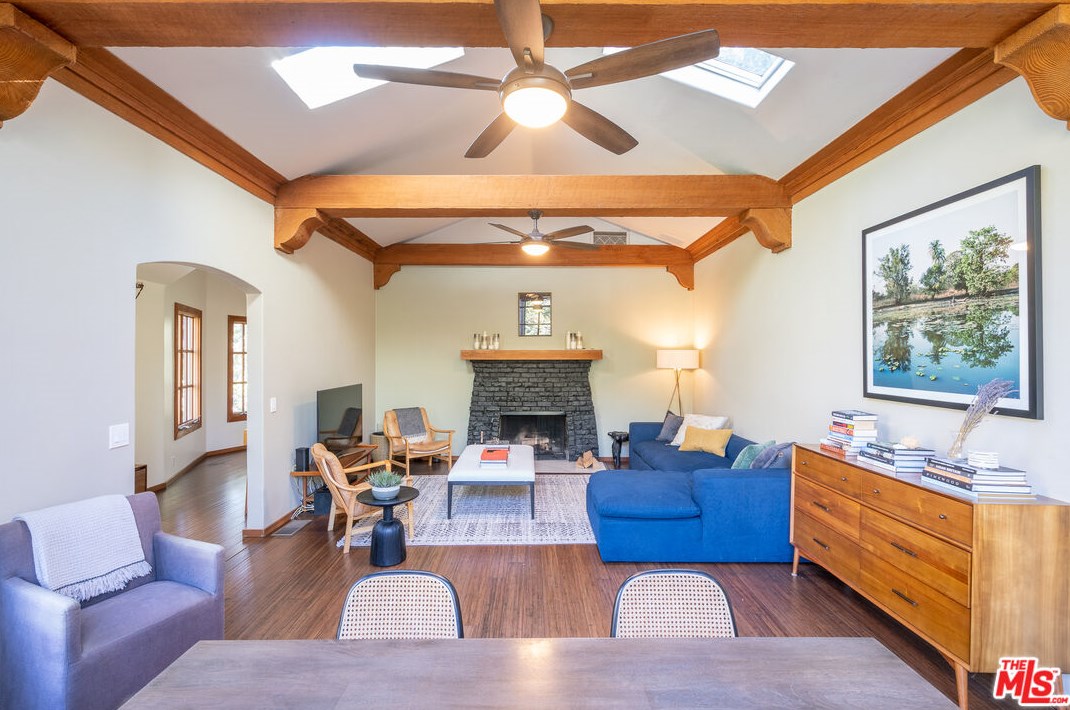 2459 Laurel Pass, Los Angeles CA  90046-1401 exterior