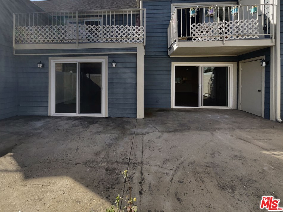 810 Baker St, Costa Mesa CA  92626-4346 exterior