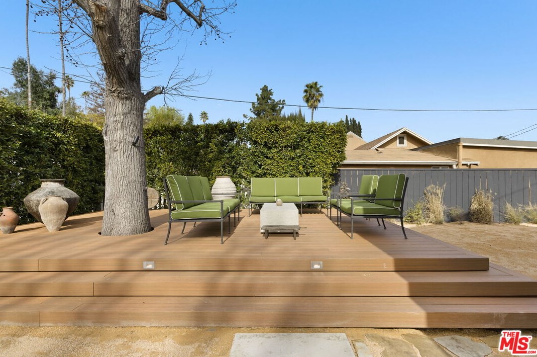4800 College View Ave, Los Angeles CA  90041-2610 exterior