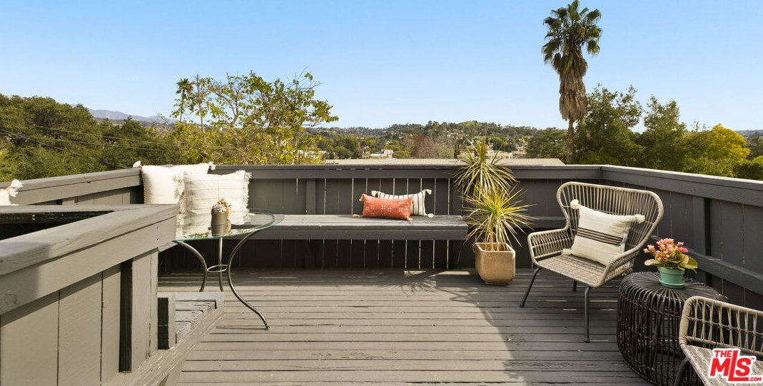 4800 College View Ave, Los Angeles CA  90041-2610 exterior