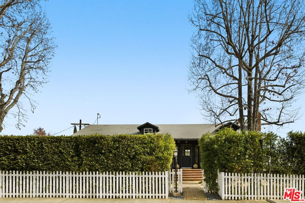 4800 College View Ave, Los Angeles CA  90041-2610 exterior