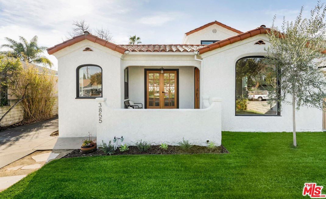 3855 Mclaughlin Ave, Los Angeles, CA 90066-4009