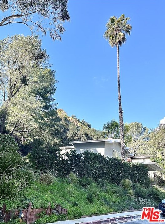 3101 Beachwood Dr, Los Angeles, CA 90068-1941