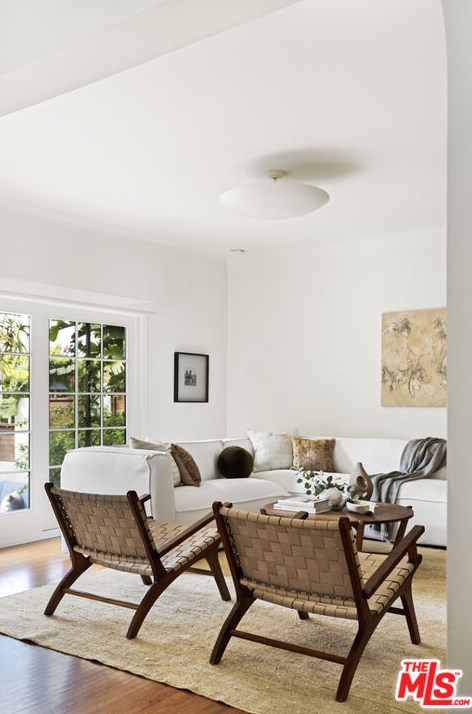 346 Westbourne Dr, Los Angeles CA  90048-1910 exterior