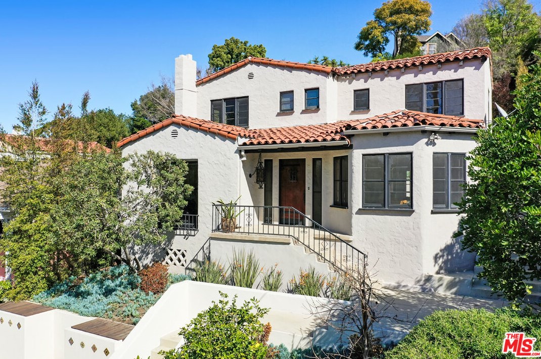 2536 Armstrong Ave, Los Angeles, CA 90039-2634