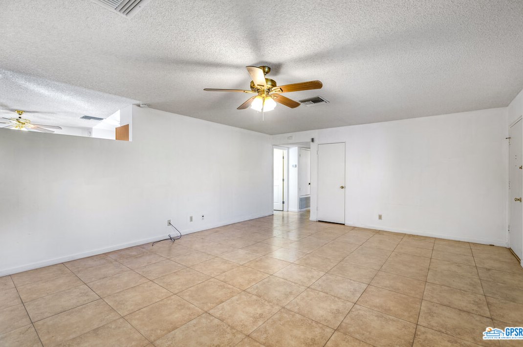 38700 Paradise Way, Cathedral City, CA 92234-2253