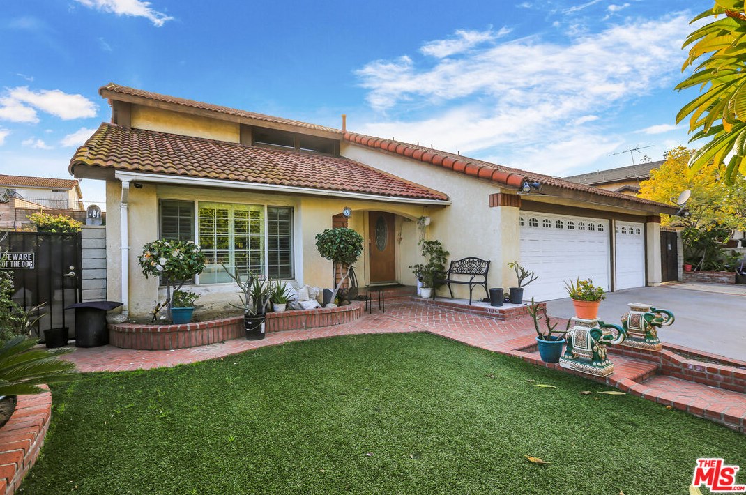 19406 Conway Springs Ln, Walnut, CA 91789