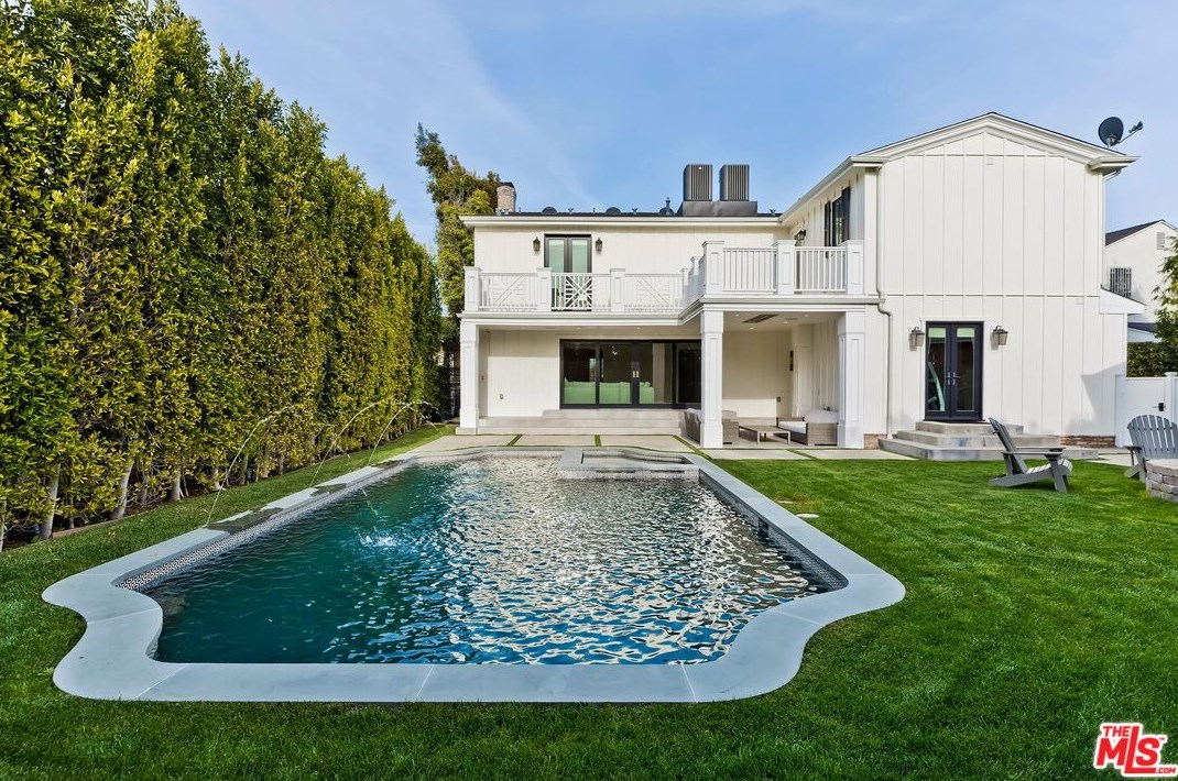 673 Thayer Ave, Los Angeles CA  90024-3307 exterior