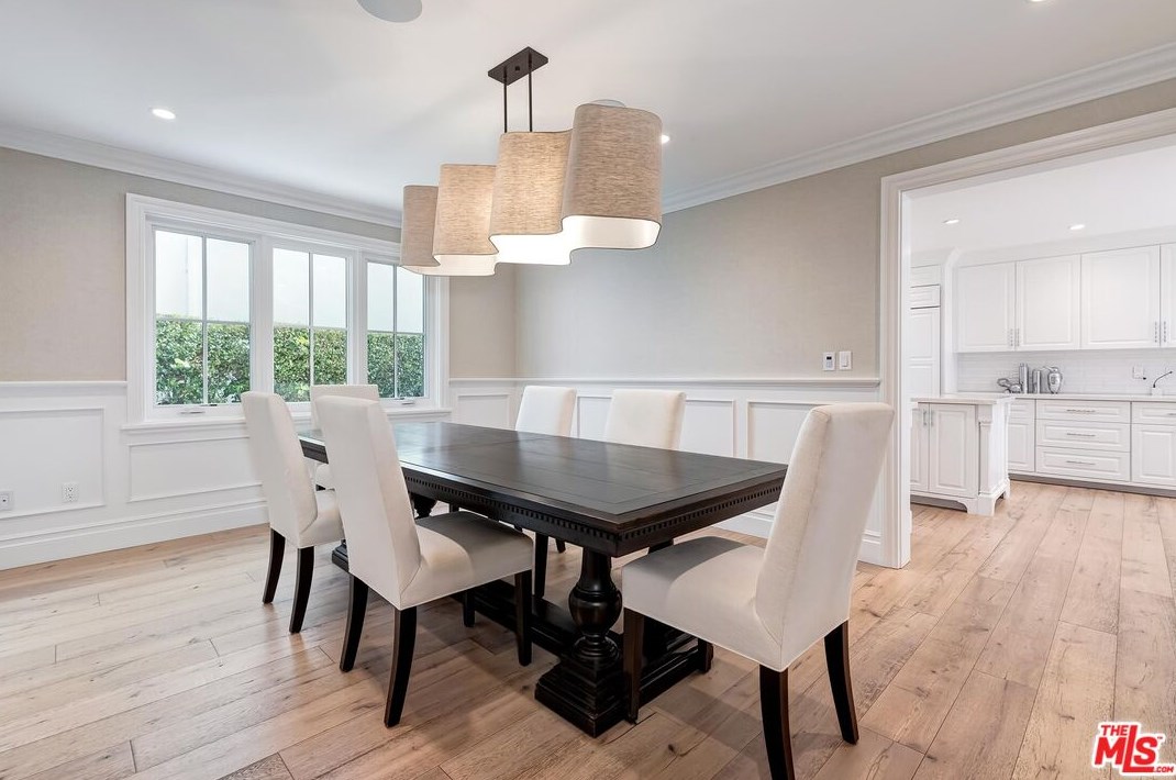 673 Thayer Ave, Los Angeles CA  90024-3307 exterior