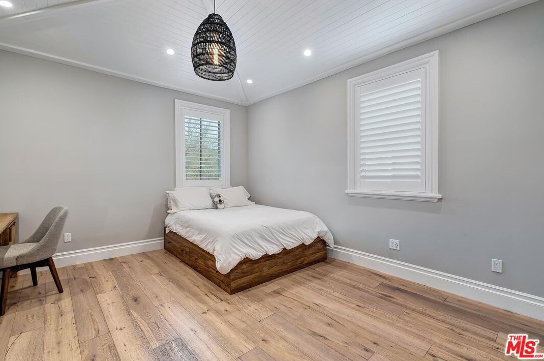 673 Thayer Ave, Los Angeles CA  90024-3307 exterior