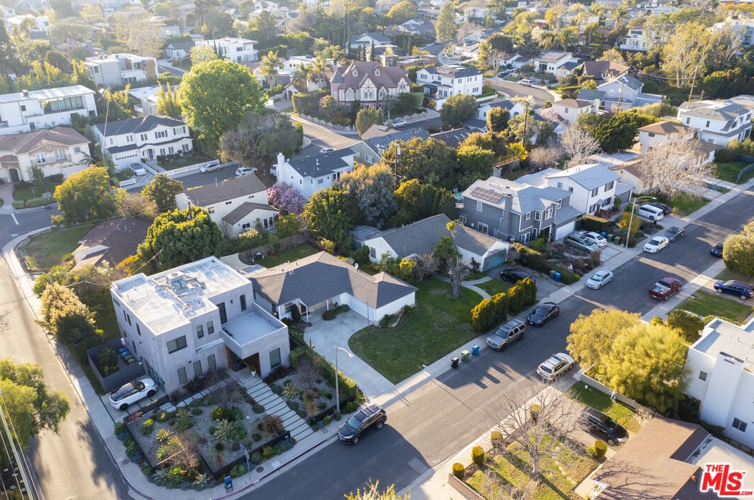 3557 Barrington Ave, Los Angeles CA  90064-2911 exterior