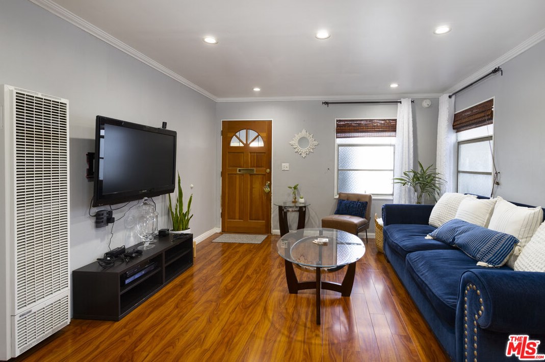 3557 Barrington Ave, Los Angeles CA  90066-2829 exterior