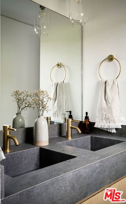 3030 Kelton Ave, Los Angeles CA  90034-3022 exterior