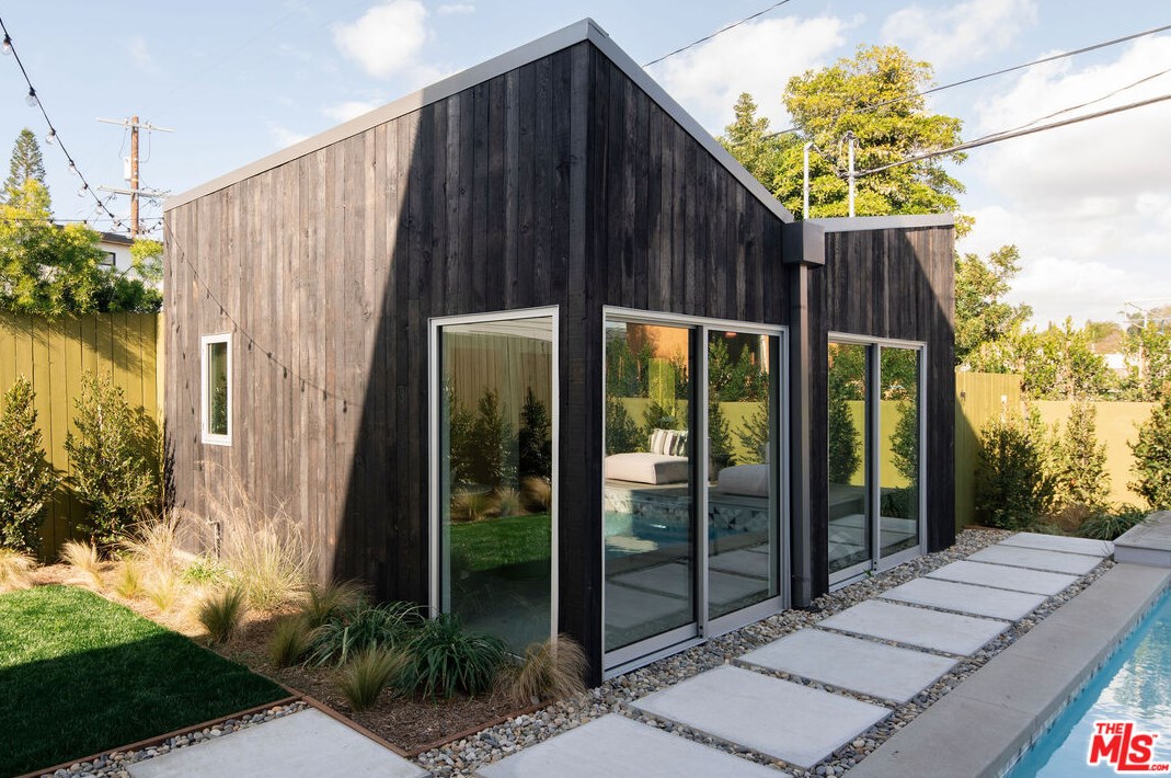 3030 Kelton Ave, Los Angeles CA  90034-3022 exterior