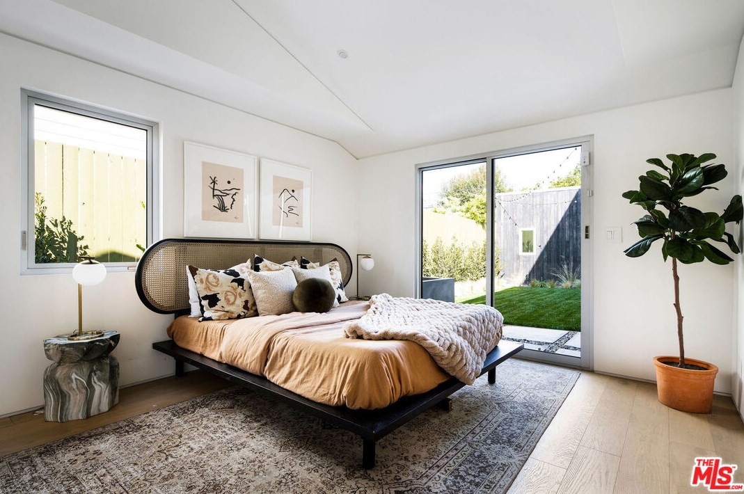 3030 Kelton Ave, Los Angeles CA  90034-3022 exterior