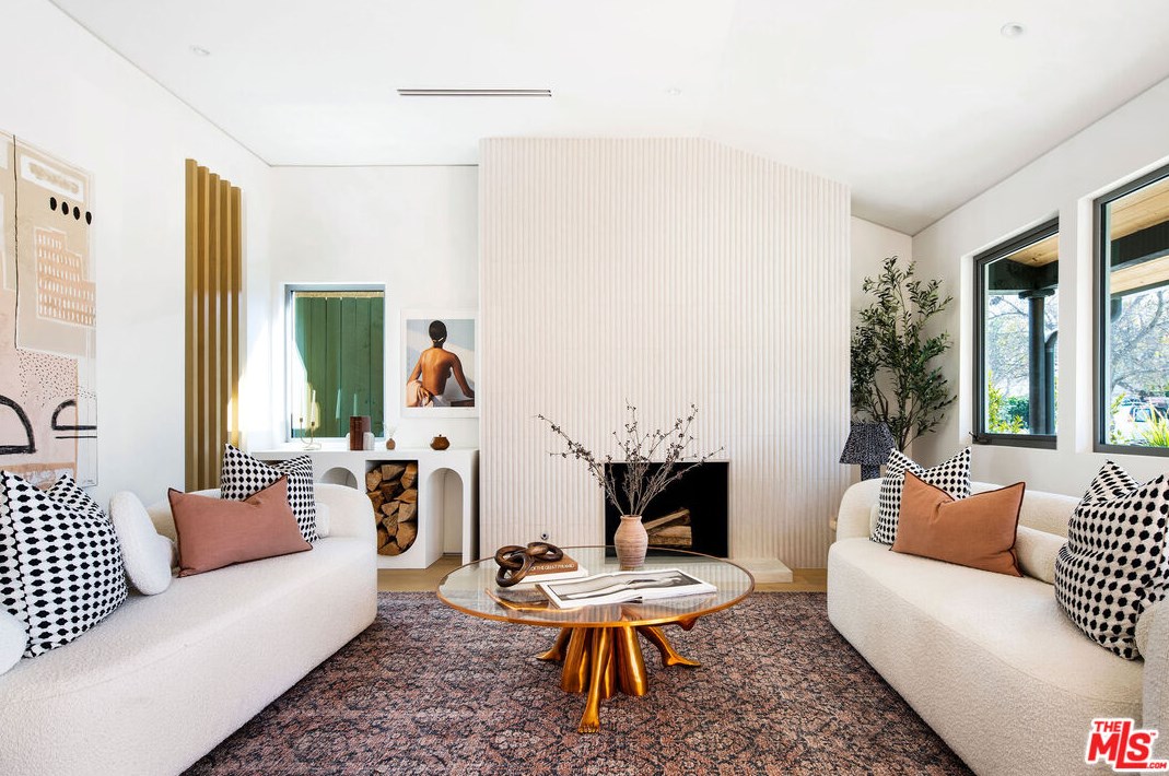 3030 Kelton Ave, Los Angeles CA  90034-3022 exterior