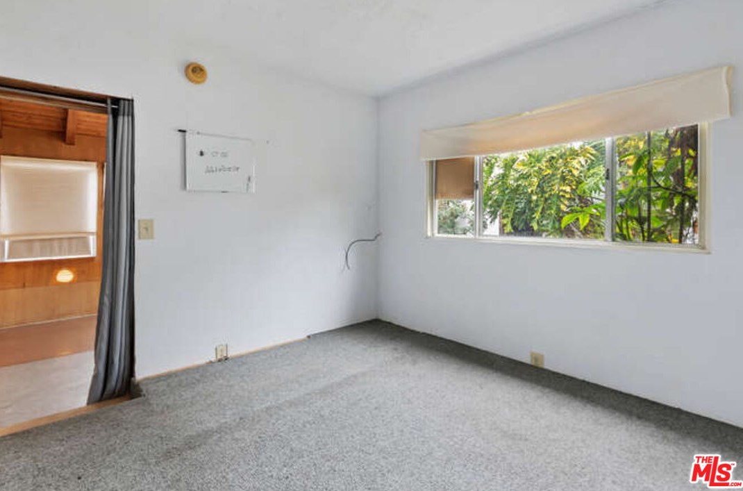 8629 Guthrie Ave, Los Angeles CA  90034-1403 exterior