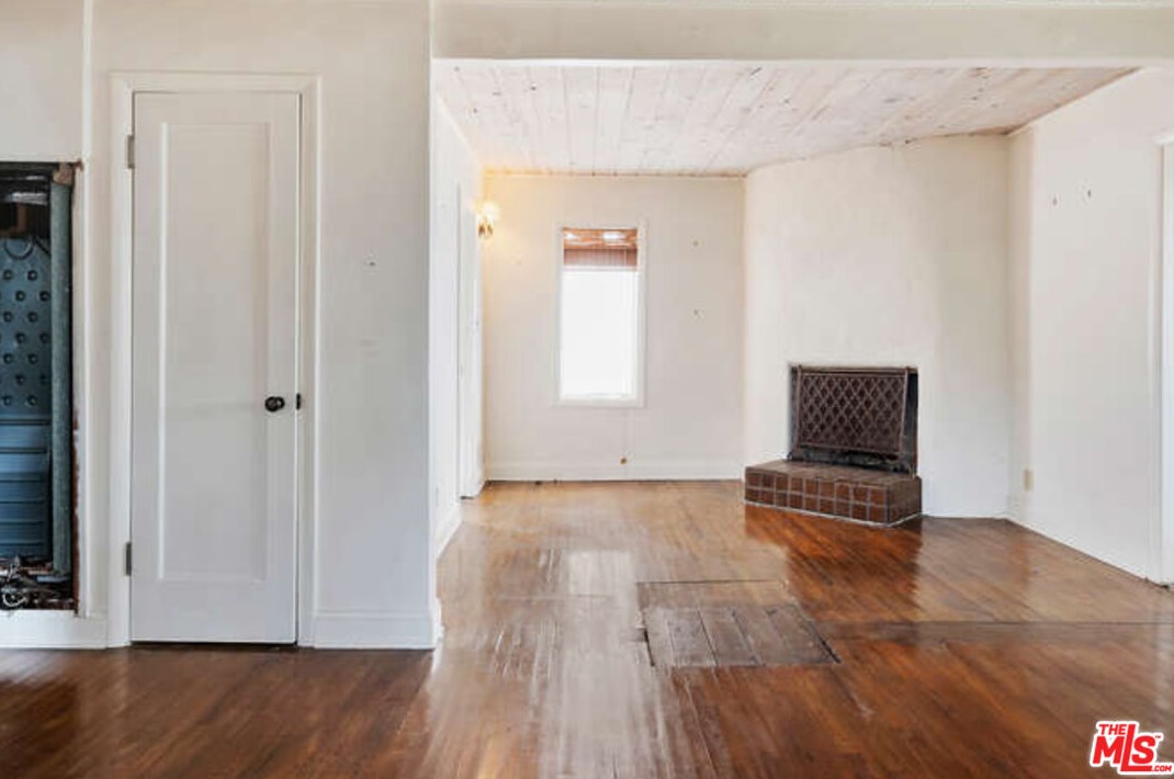 8629 Guthrie Ave, Los Angeles CA  90034-1403 exterior