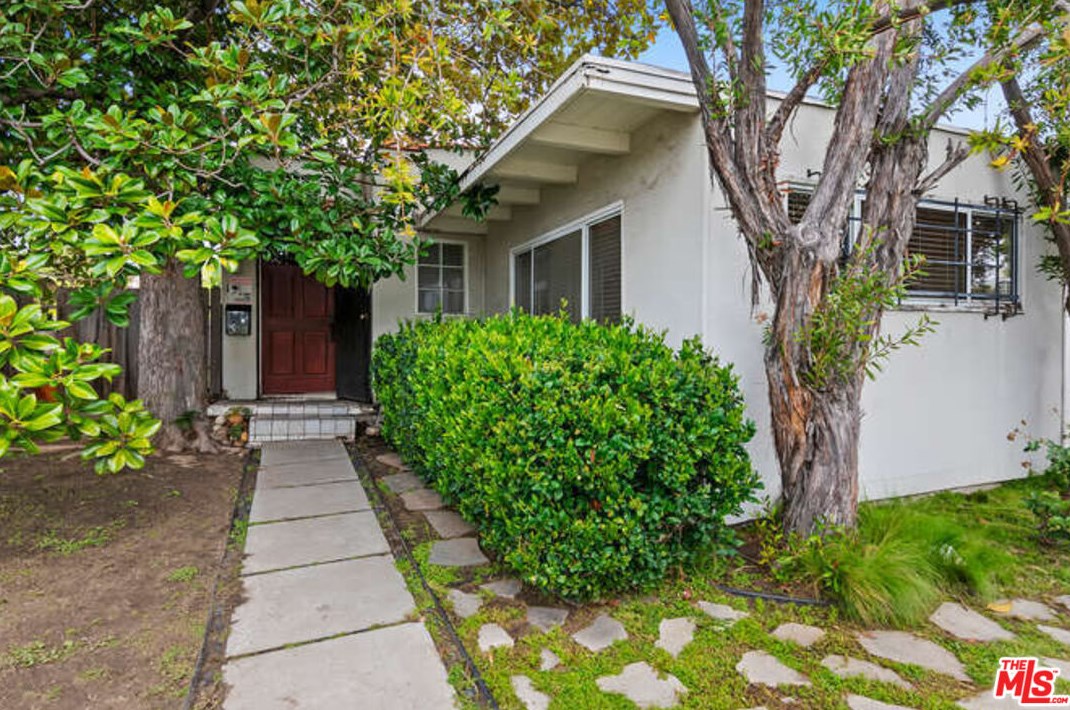 8629 Guthrie Ave, Los Angeles CA  90034-1403 exterior
