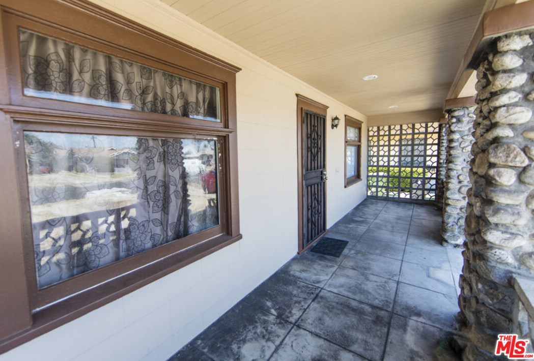 4627 S Wilton Pl, Los Angeles, CA 90062