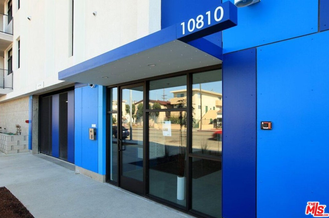 10810 Palms Blvd, Los Angeles, CA 90034-5510