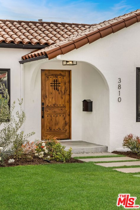 3810 59th Pl, Los Angeles CA  90043-3153 exterior