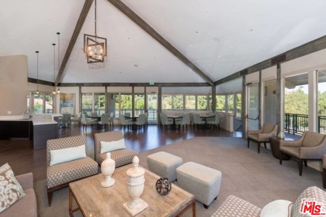 3057 Nicada Dr, Los Angeles CA  90077-2027 exterior