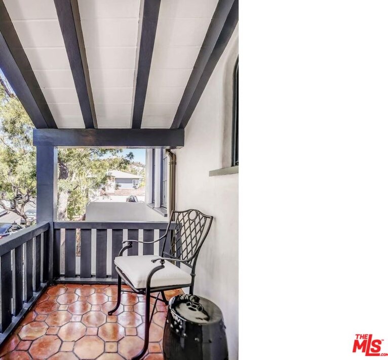 1982 Normandie Ave, Los Angeles CA  90007-1144 exterior
