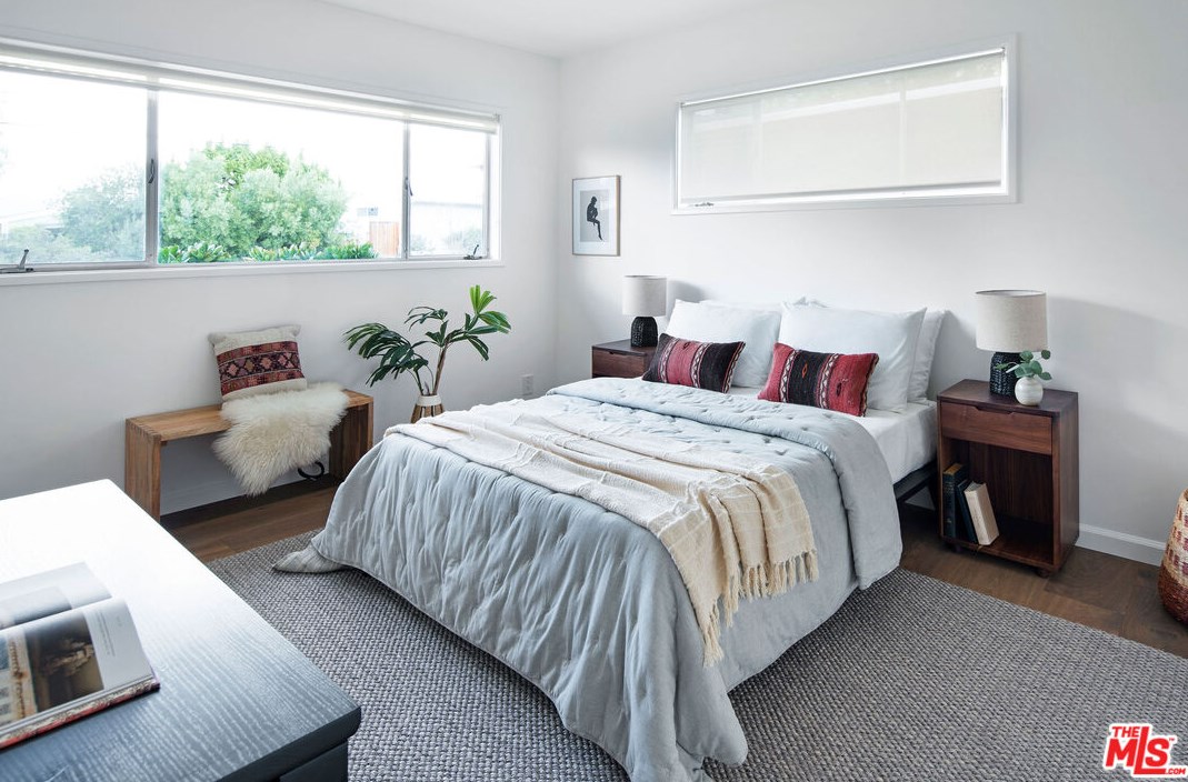 4342 Palmero Dr, Los Angeles CA  90065-4236 exterior