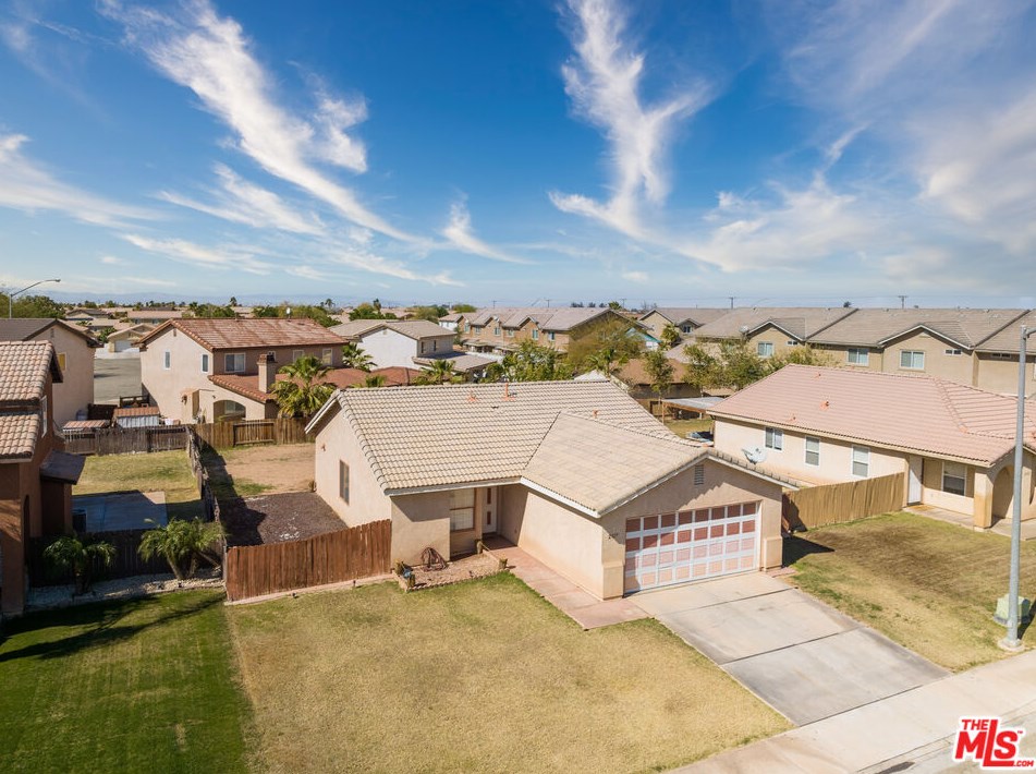 2317 Clinton Ave, Calexico, CA 92231