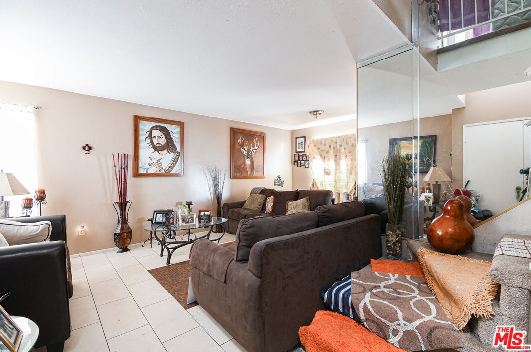 13046 Thistle Brook Dr, Moreno Valley, CA 92553-4259