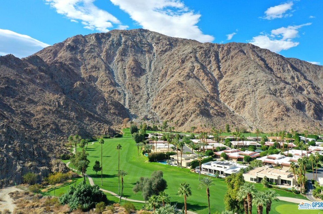 46880 Mountain Cove Dr #96, Palm Desert, CA 92210