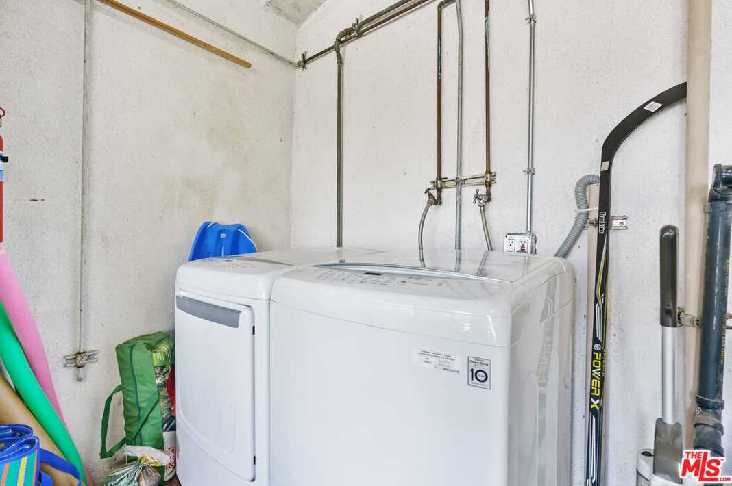 12425 Allin St, Los Angeles CA  90066-6805 exterior