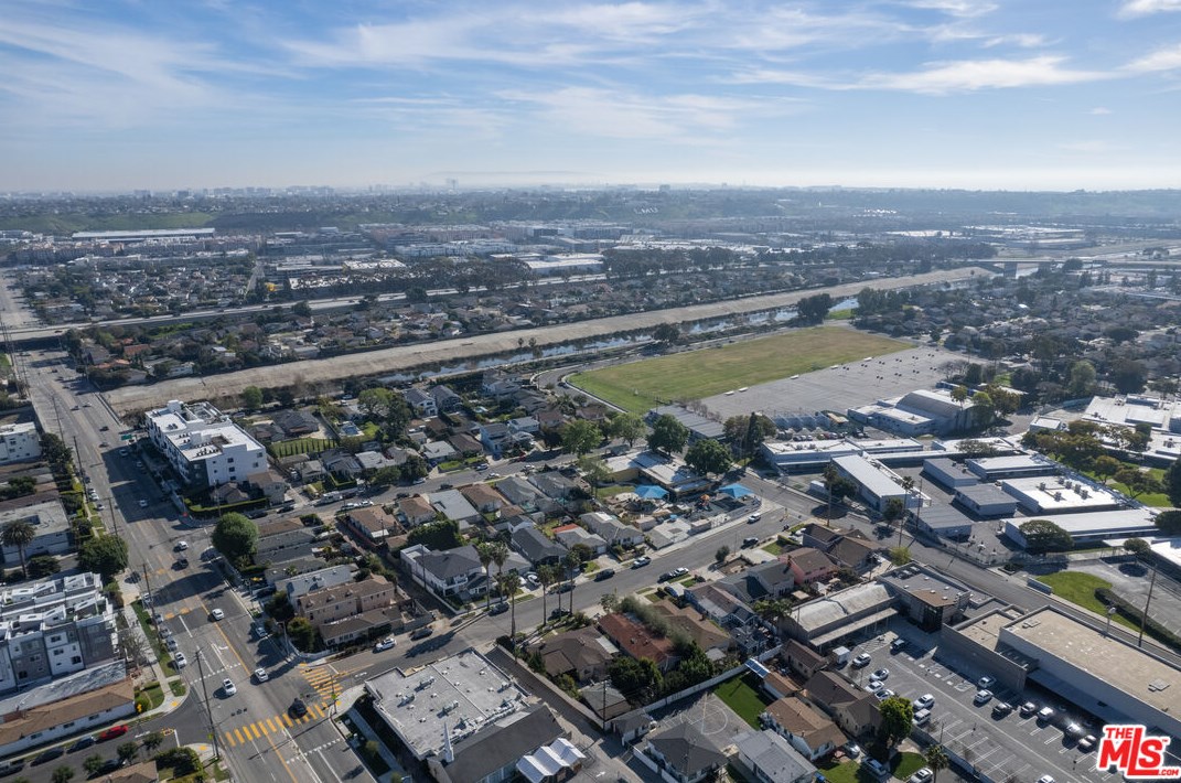 12425 Allin St, Los Angeles CA  90066-6805 exterior