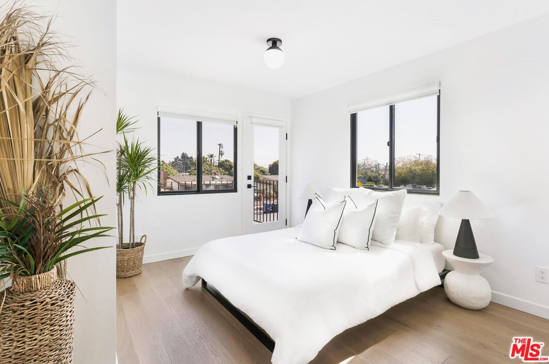 11837 Wagner St, Los Angeles CA  90230-5131 exterior