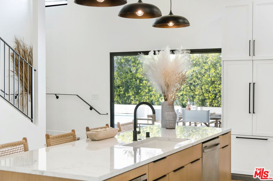 11837 Wagner St, Los Angeles CA  90230-5131 exterior