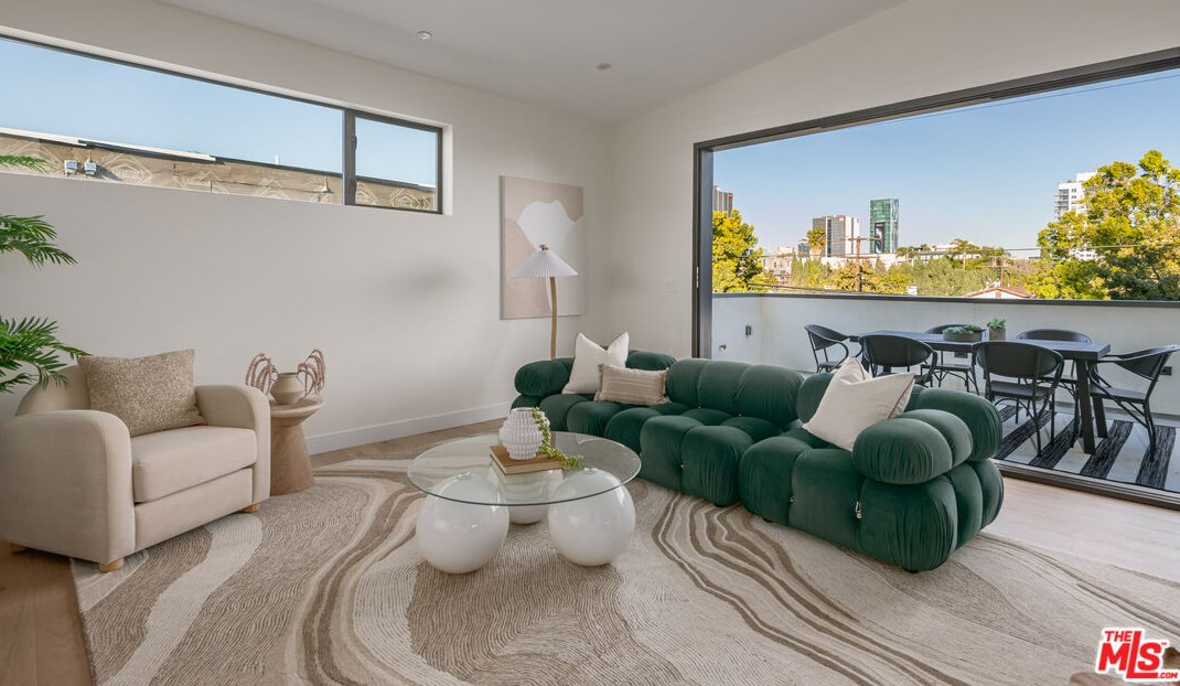 1341 Seward St, Los Angeles, CA 90028-7816